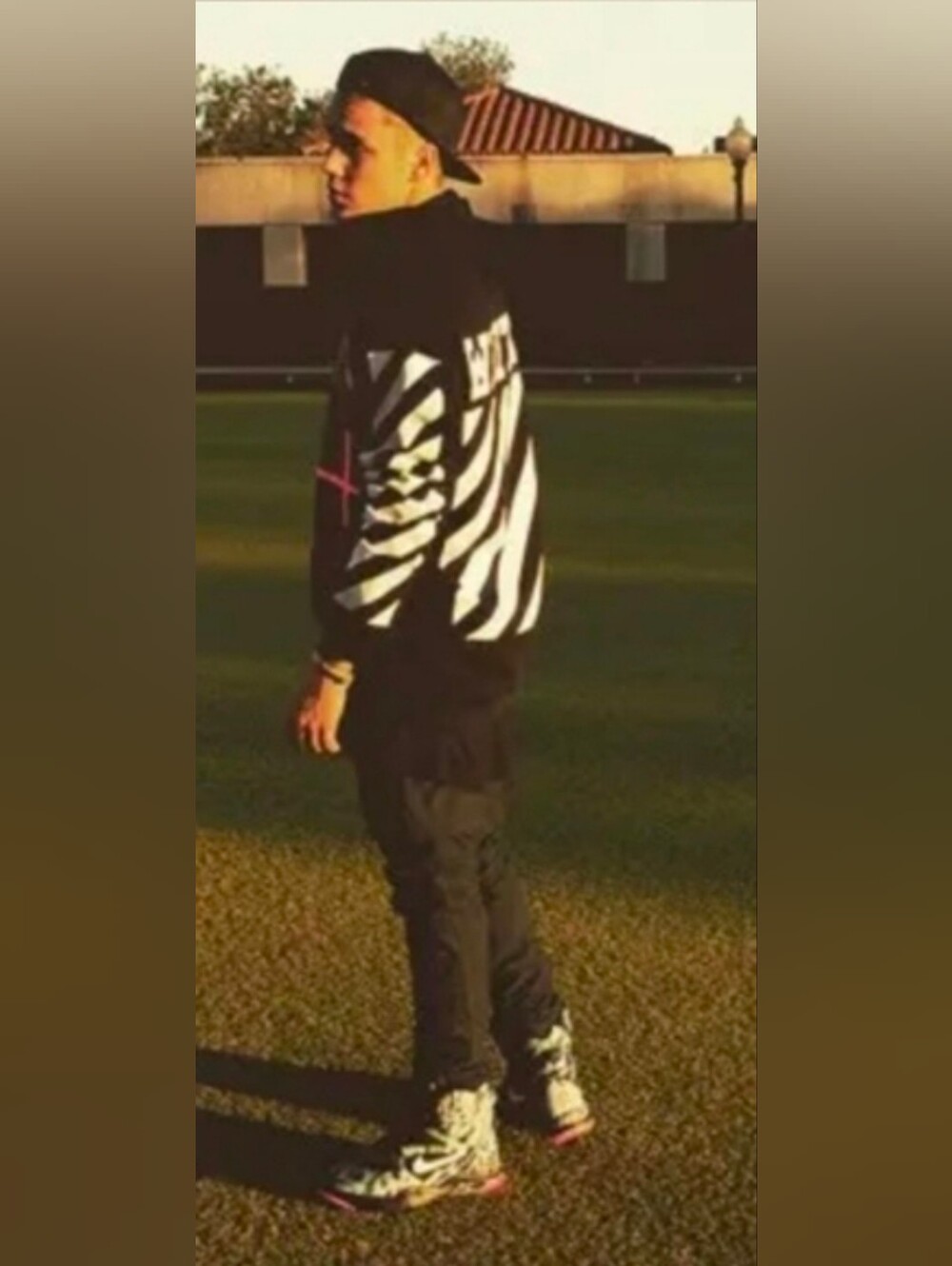 Justin Bieber Styled Rare OFF WHITE 15SS  HOODIE BLACK SIZE Large